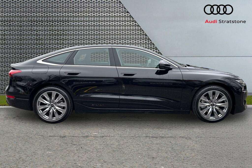 Audi A6 210Kw 83Kwh Sport 2025 LL75ZBF Black #4