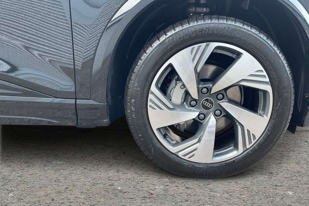 Audi Q6 E-Tron 185Kw 83Kwh S Line 2025 LM25VRC Black #5