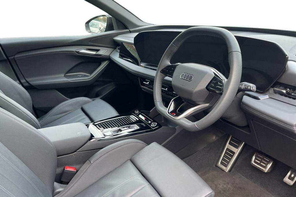 Audi Q6 E-Tron 185Kw 83Kwh S Line 2025 LM25VRC Black #6