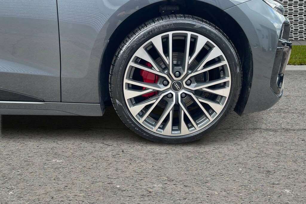 Audi A6 210Kw 83Kwh Edition 1 2025 LS75VUO Grey #5