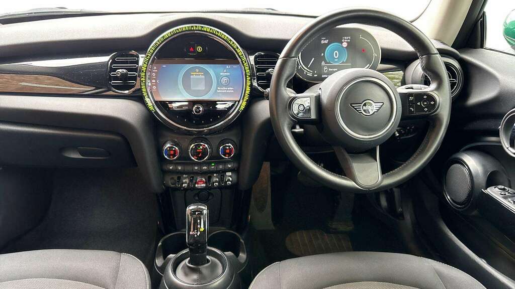 Mini Hatch 1.5 Cooper Classic 2023 LO23FFW Green #6