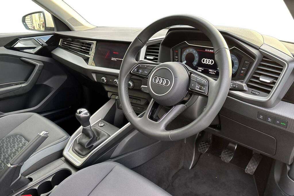 Audi A1 25 Tfsi Sport 2025 ML75GHK Silver #6