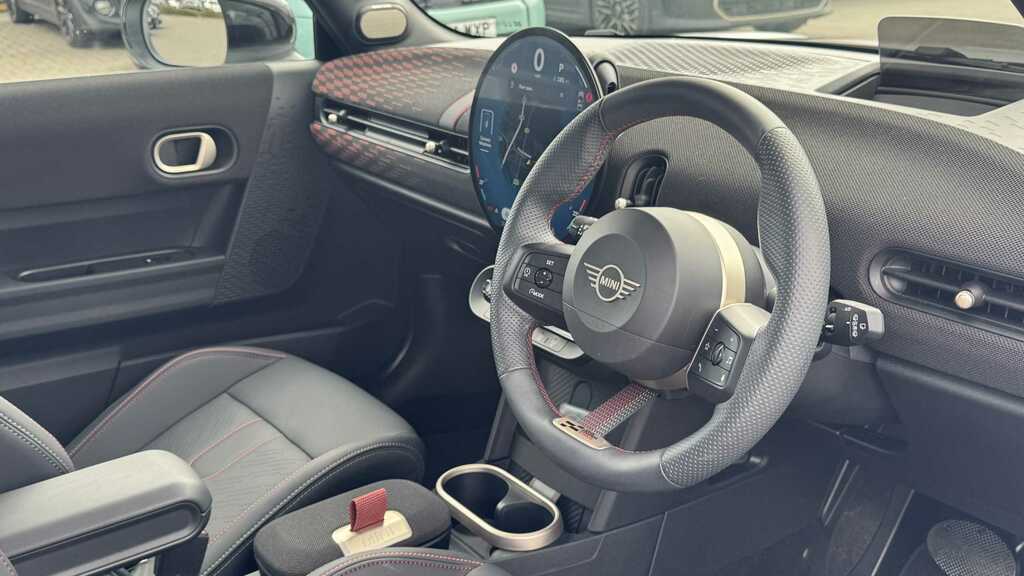 Mini Hatch 1.5 C Sport 2025 FX25NKC White #6