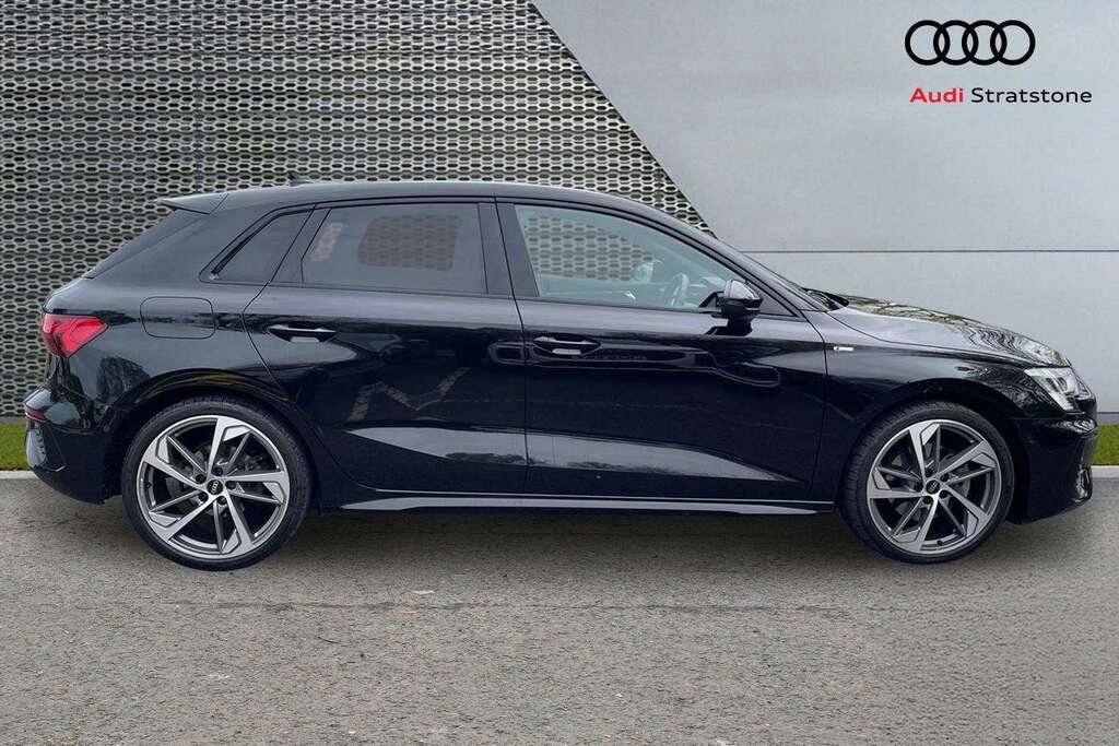 Audi A3 35 Tfsi Edition 1 S Tronic 2023 KR72AXX Black #4