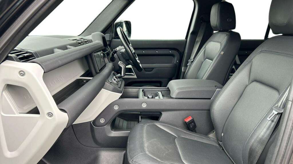 Land Rover Defender 110 3.0 D250 X-dynamic Se 110 7 Seat 2022 RF22NBZ Black #3