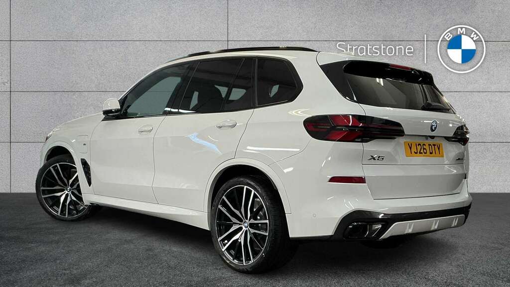 BMW X5 Xdrive50e M Sport 2026 YJ26DTY White #2