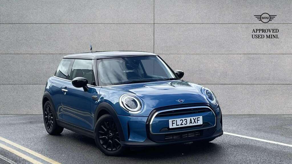 Mini Hatch 1.5 Cooper Classic 2023 FL23AXF Blue