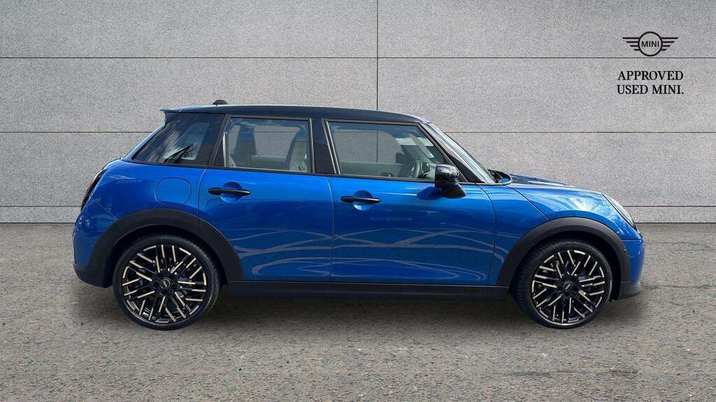 Mini Hatch 2.0 S Exclusive 2024 PJ74LAE Blue #2