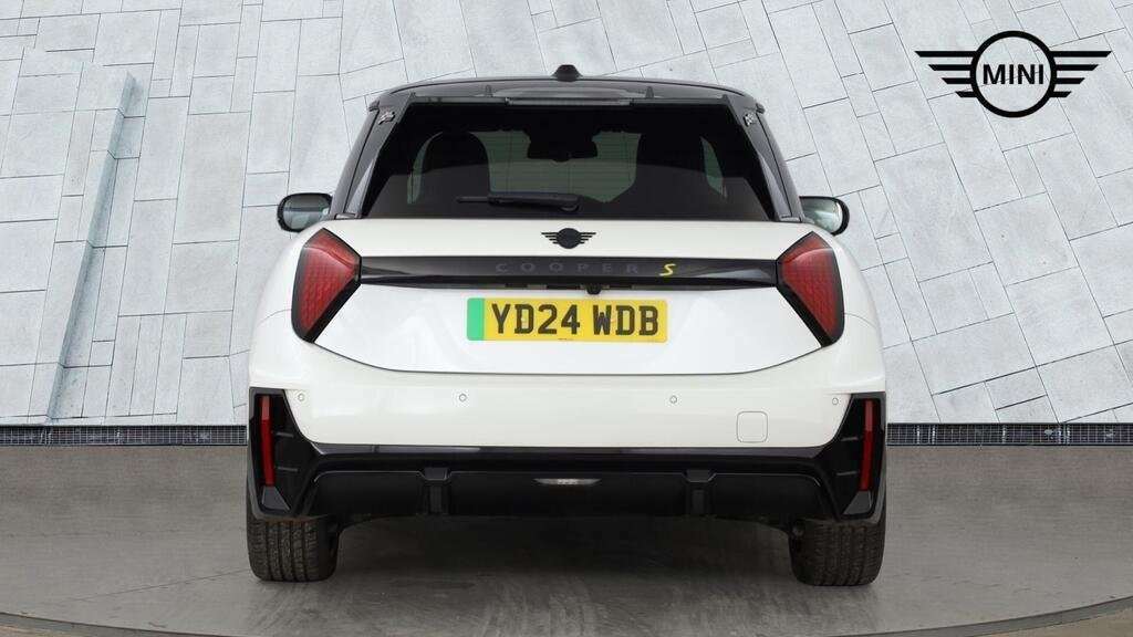 Mini Hatch 160Kw Se Sport Level 3 54Kwh 2024 YD24WDB White #4
