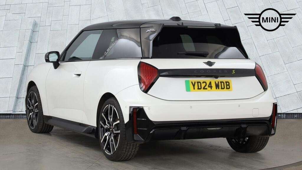 Mini Hatch 160Kw Se Sport Level 3 54Kwh 2024 YD24WDB White #2