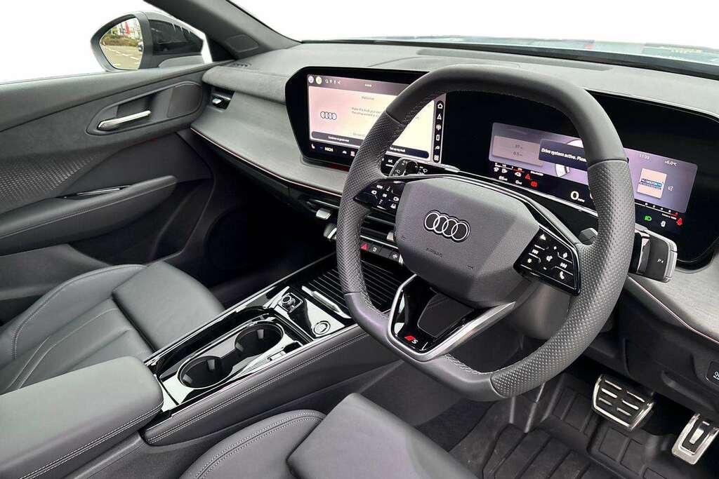 Audi Q3 1.5 E-hybrid Launch Edition S Tronic 2026 #6