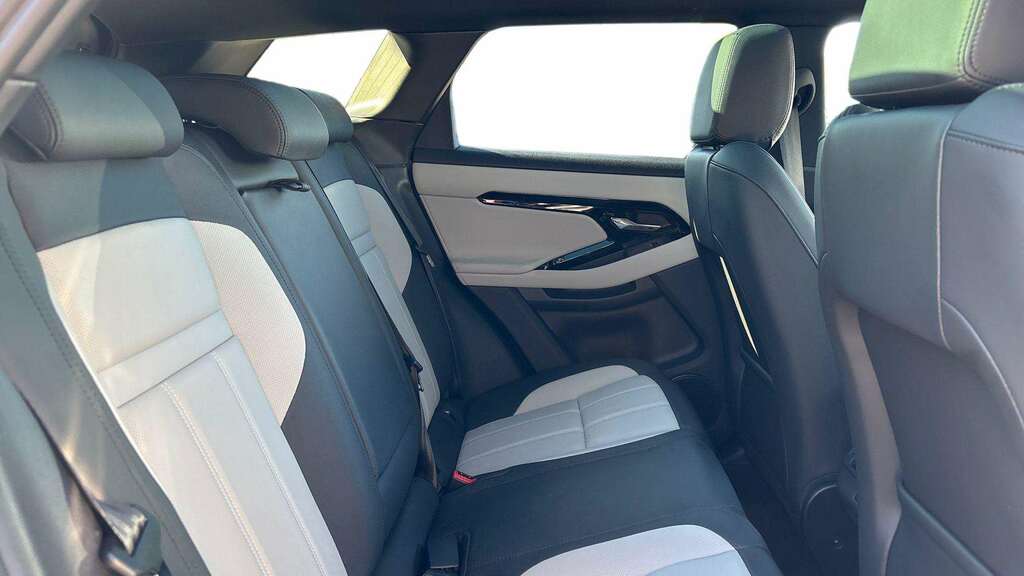 Land Rover Range Rover Evoque 1.5 P270e Edition 2025 FJ25XJP Black #4