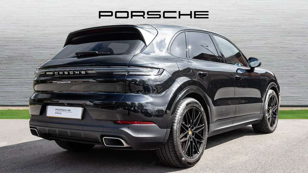 Porsche Cayenne V6 2024 YK24SYV Black #2