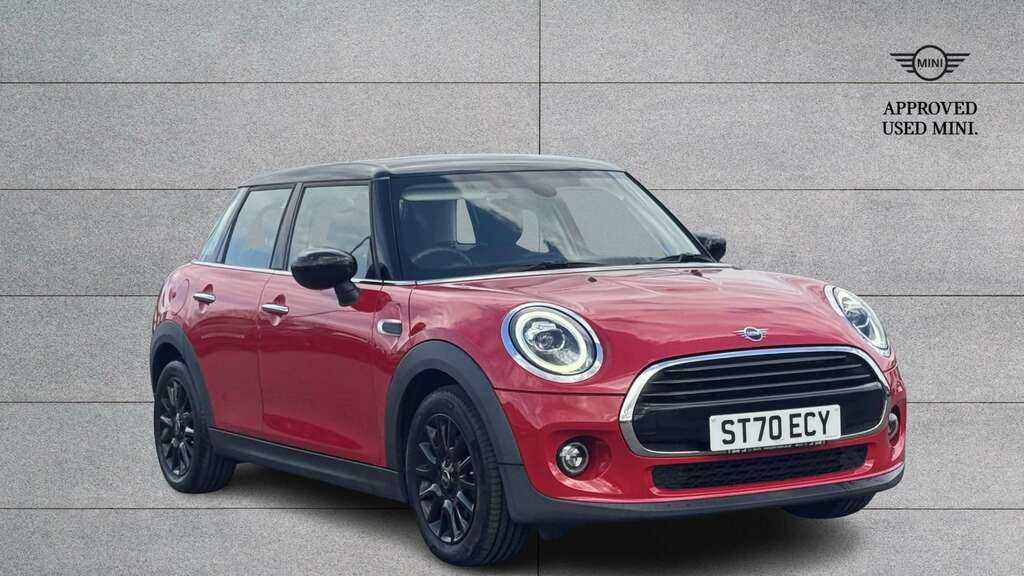 Mini Hatch 1.5 Cooper Classic II 2020 ST70ECY Red