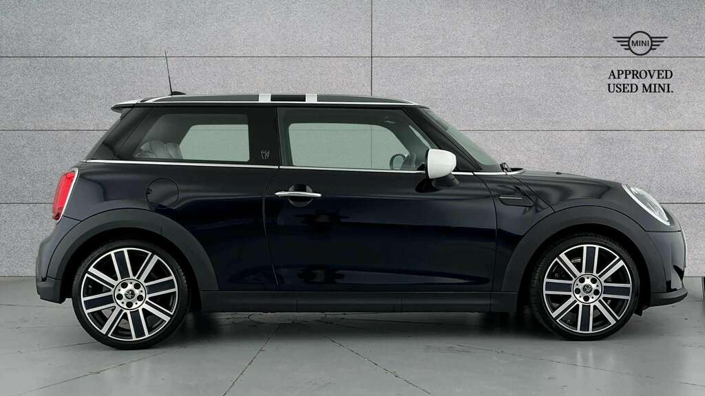 Mini Hatch 1.5 Cooper Exclusive 2022 YM71PKX Black #2