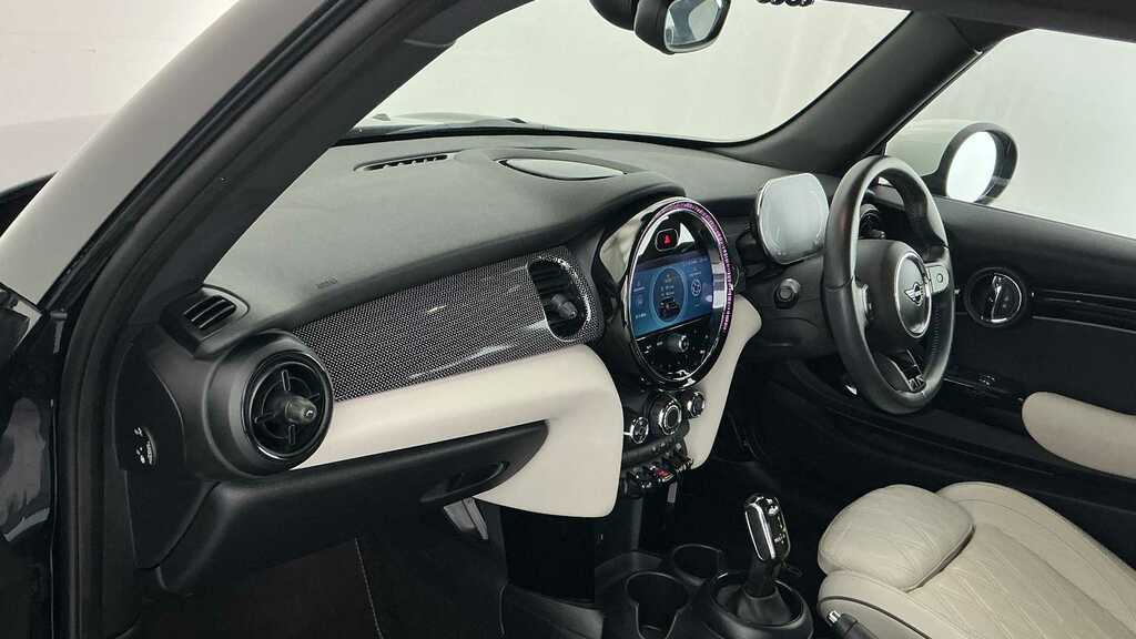 Mini Hatch 1.5 Cooper Exclusive 2022 YM71PKX Black #6