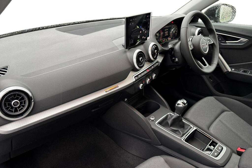 Audi Q2 30 Tfsi 116 Sport 2025 MV75FUO Black #2