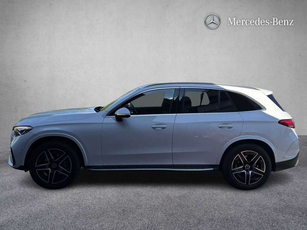 Mercedes-Benz GLC Class 220D 4Matic Amg Line 9G-tronic 2023 EA73DZR White #6