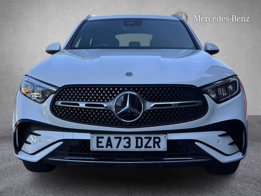 Mercedes-Benz GLC Class 220D 4Matic Amg Line 9G-tronic 2023 EA73DZR White #3