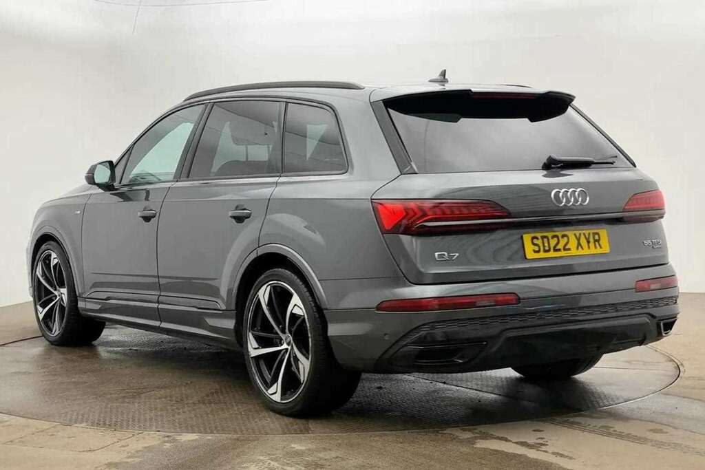 Audi Q7 55 Tfsi Quattro Black Edition Tiptronic 2022 SD22XYR Grey #3