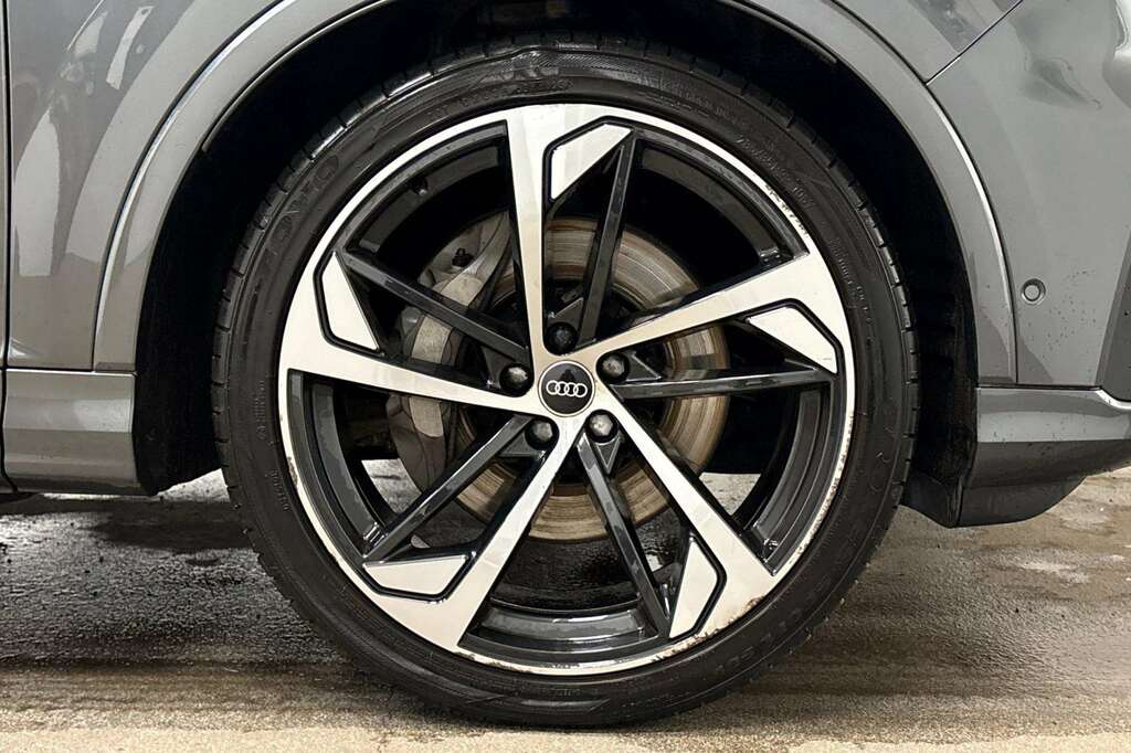 Audi Q7 55 Tfsi Quattro Black Edition Tiptronic 2022 SD22XYR Grey #5