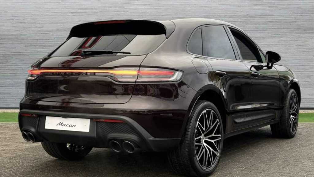 Porsche Macan 2026 2026 BP75EJE Purple #4