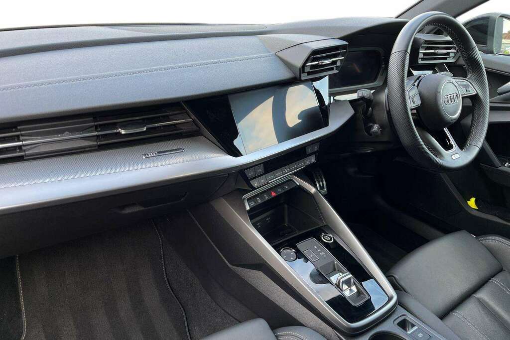 Audi A3 35 Tfsi S Line S Tronic 2024 Black