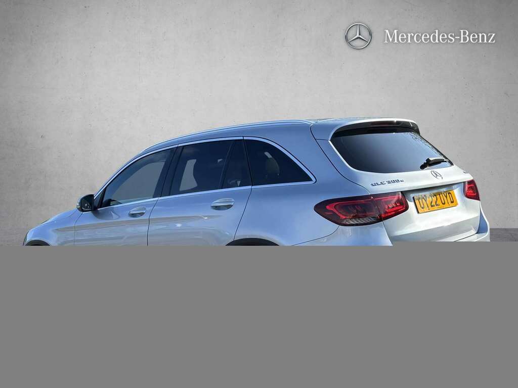 Mercedes-Benz GLC Class 300E 4Matic Amg Line 9G-tronic 2022 OY22UYD Silver #2
