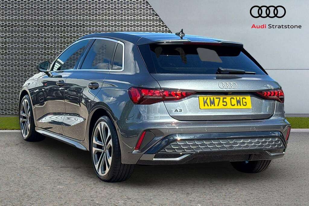 Audi A3 1.5 Tfsi 150 S Line S Tronic 2025 KM75CWG Grey #3