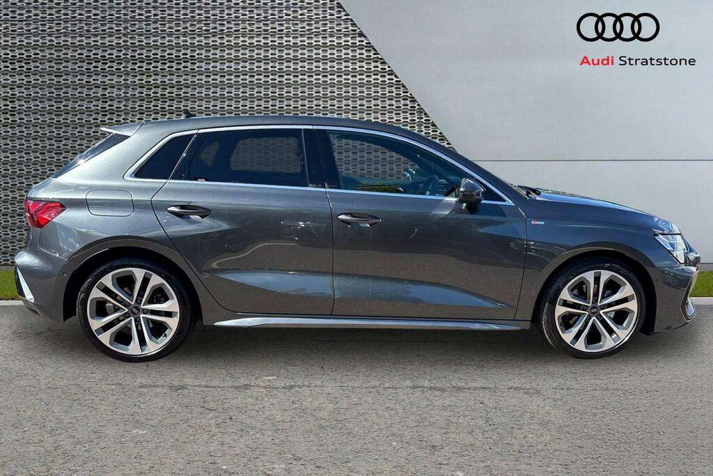 Audi A3 1.5 Tfsi 150 S Line S Tronic 2025 KM75CWG Grey #4