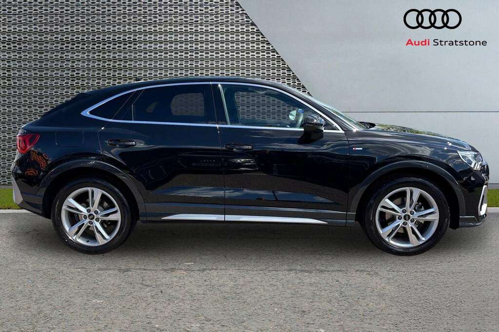 Audi Q3 35 Tfsi S Line S Tronic Leather 2025 KM75BXH Black #4