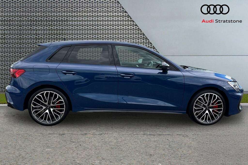 Audi A3 S3 Tfsi Black Edition Quattro S Tronic 2024 LS74OGG Blue #4