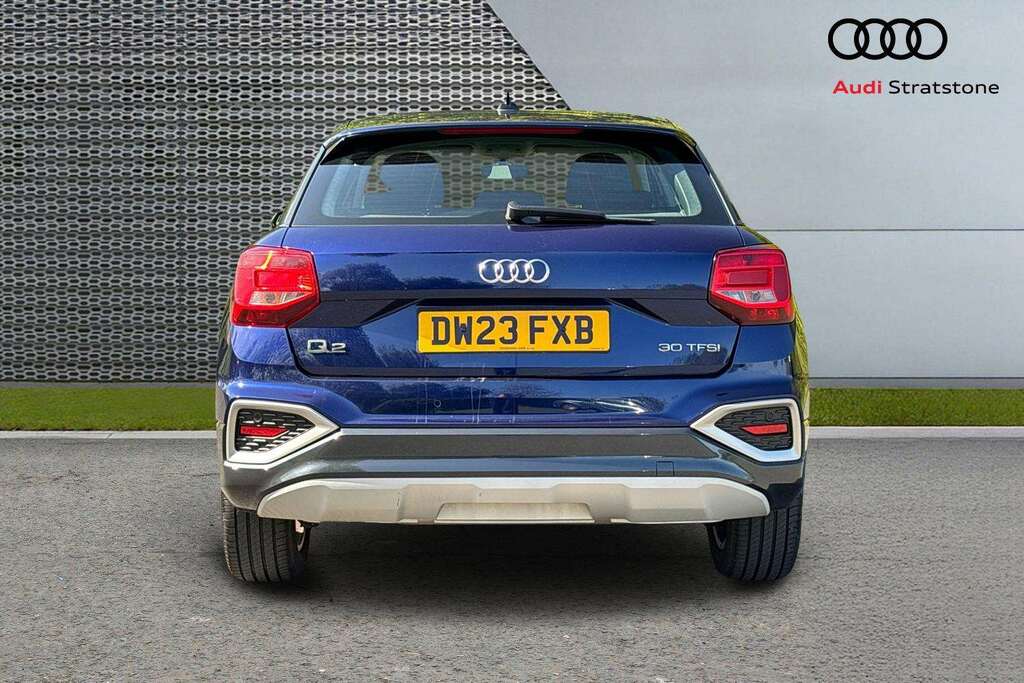 Audi Q2 30 Tfsi Sport 2023 DW23FXB Blue #5