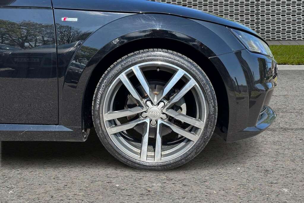 Audi TT 2.0T Fsi S Line S Tronic 2017 LP66UAC Black #5
