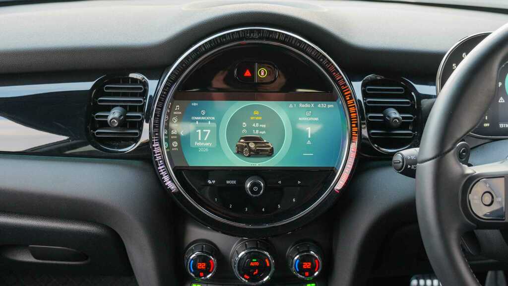 Mini Hatch 2.0 Cooper S Sport Premium 2023 FT72VAE Red #5