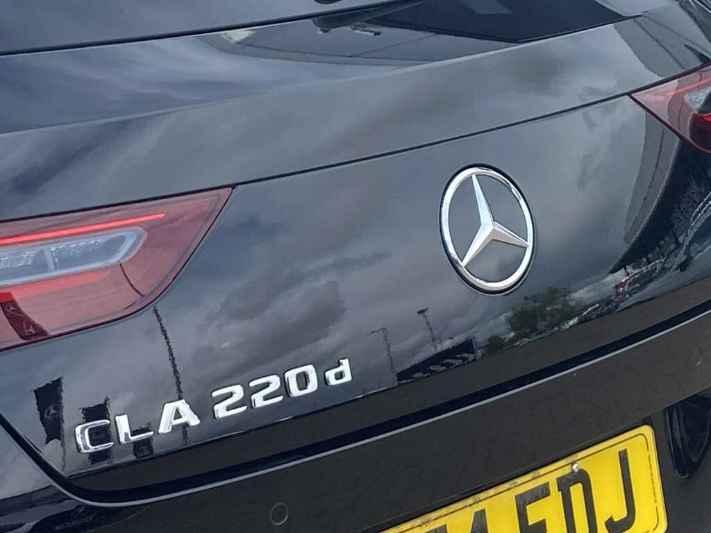Mercedes-Benz CLA Class 220D Amg Line Premium Tip 2024 Black #6