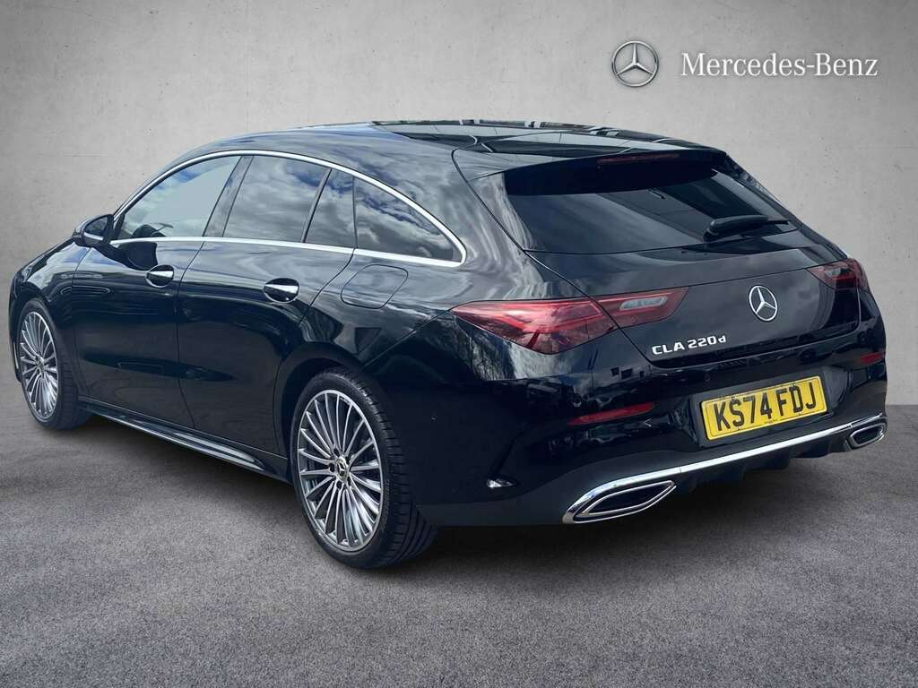 Mercedes-Benz CLA Class 220D Amg Line Premium Tip 2024 Black #4