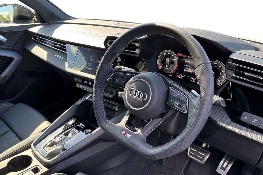 Audi A3 35 Tfsi Black Edition S Tronic 2024 MV74KJO  #6
