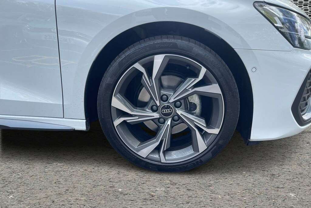 Audi A3 1.5 Tfsi 150 S Line S Tronic 2025 LL75OZK White #5