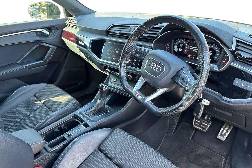 Audi Q3 40 Tfsi Quattro Black Edition S Tronic 2023 RA23KVB White #6