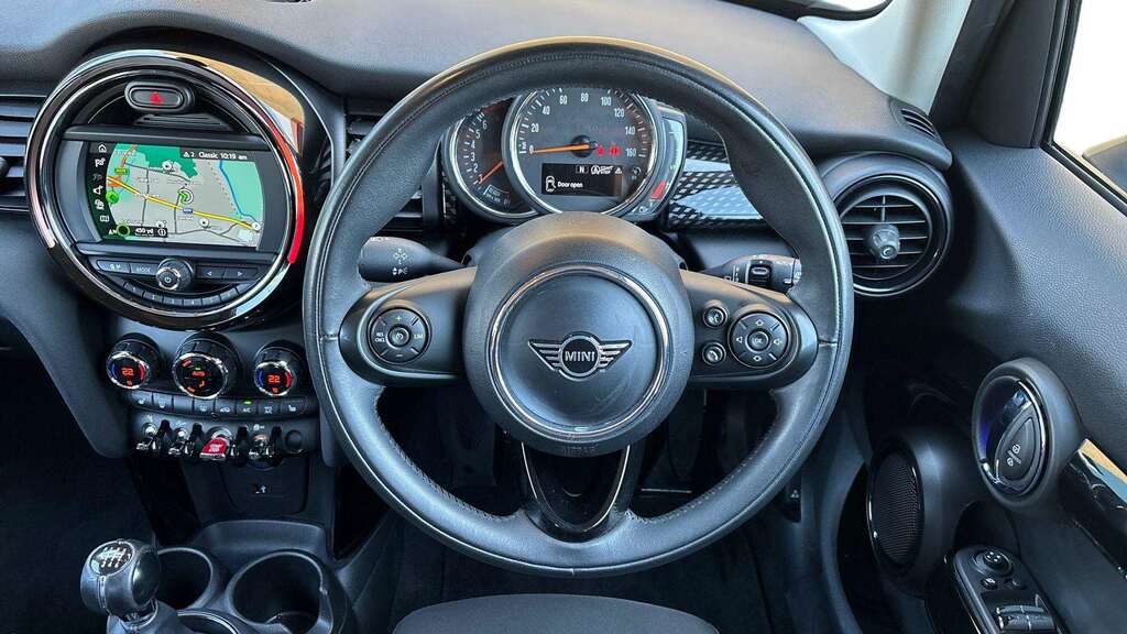 Mini Hatch 2.0 Cooper S Classic II 2019 RO69ODH Grey #5