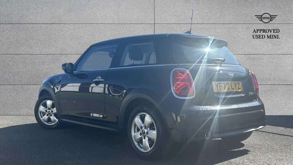 Mini Hatch 1.5 Cooper Classic 2022 YF72LYZ Black #3