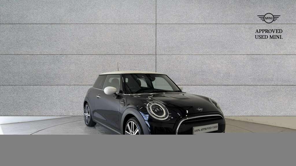 Mini Hatch 1.5 Cooper Exclusive Premium 2024 Black