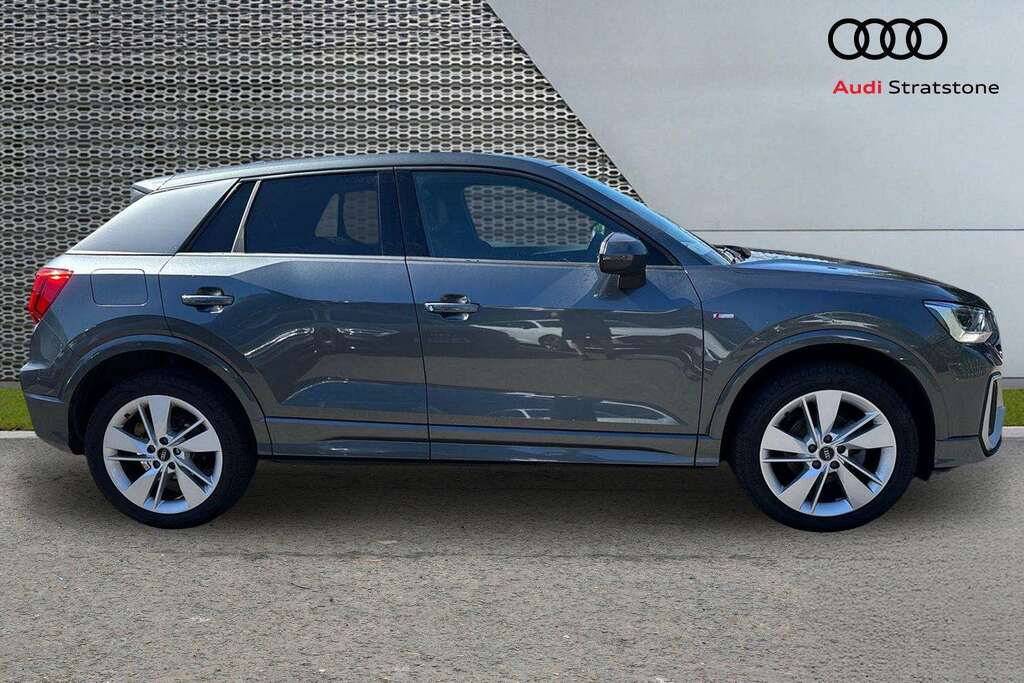 Audi Q2 30 Tfsi 116 S Line 2025 VK75DXZ Grey #4