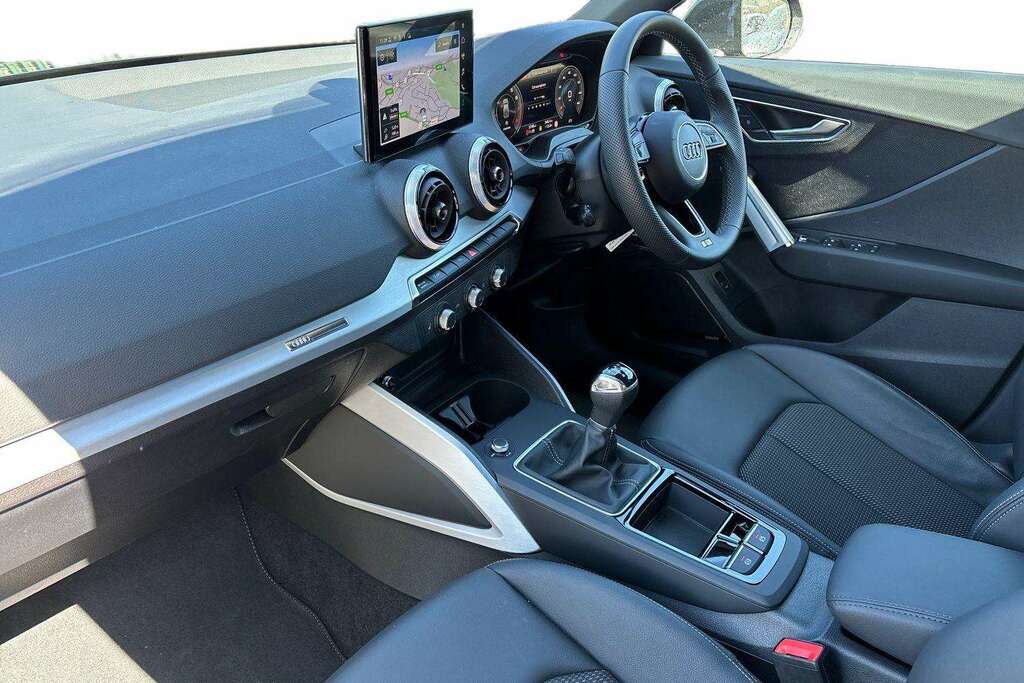 Audi Q2 30 Tfsi 116 S Line 2025 VK75DXZ Grey #2
