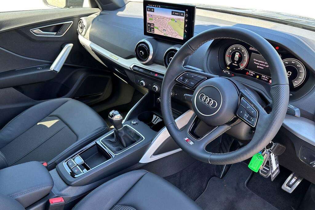 Audi Q2 30 Tfsi 116 S Line 2025 VK75DXZ Grey #6