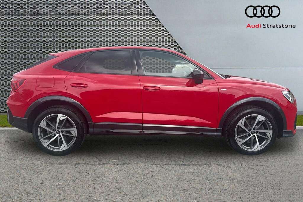 Audi Q3 40 Tfsi Quattro Black Edition S Tronic 2023 DN23FWA Red #4