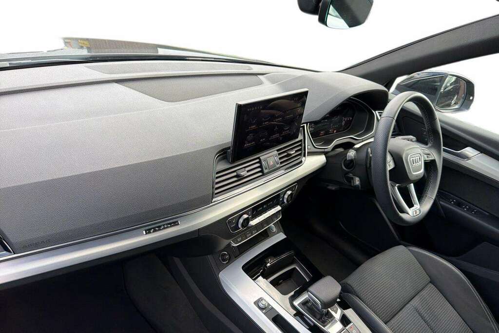 Audi Q5 40 Tdi Quattro S Line S Tronic 2024 KN74XUL Black #2