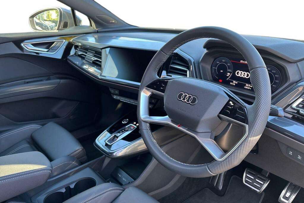 Audi Q4 E Tron 210Kw 45 82Kwh S Line Leathertech Pack LS26KVH Grey #6