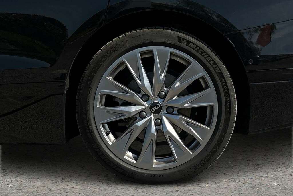 Audi A6 210Kw 83Kwh Sport 2025 MM75NDU Black #5